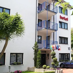 3* Отель Astoria Am Urachplatz